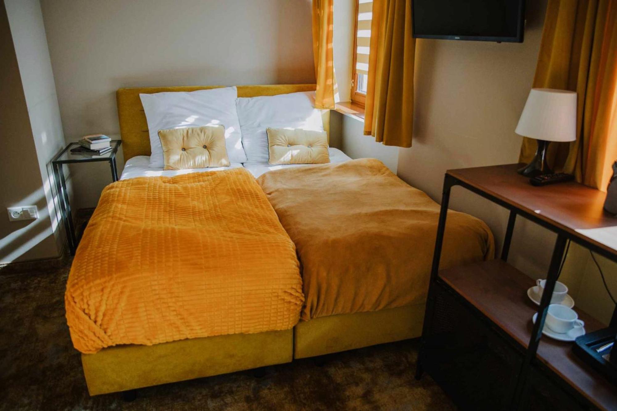 Stacja Kultura Otel Poniatowa Dış mekan fotoğraf