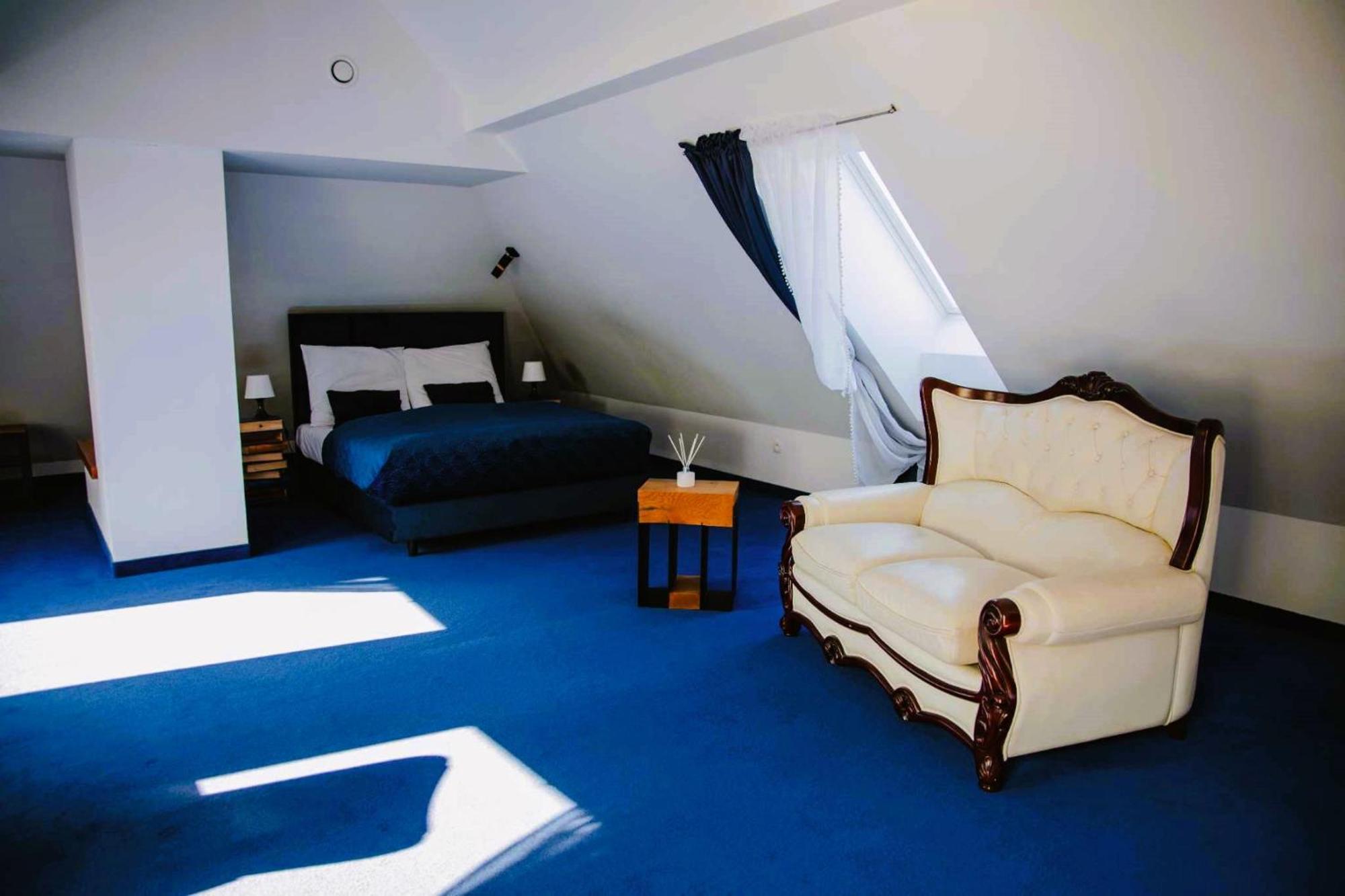 Stacja Kultura Otel Poniatowa Dış mekan fotoğraf